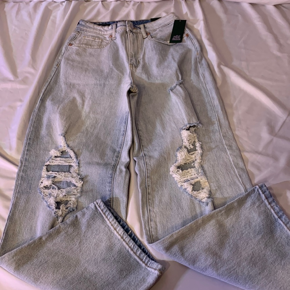 Wild Fable size 2/26r stone washed women’s jeans